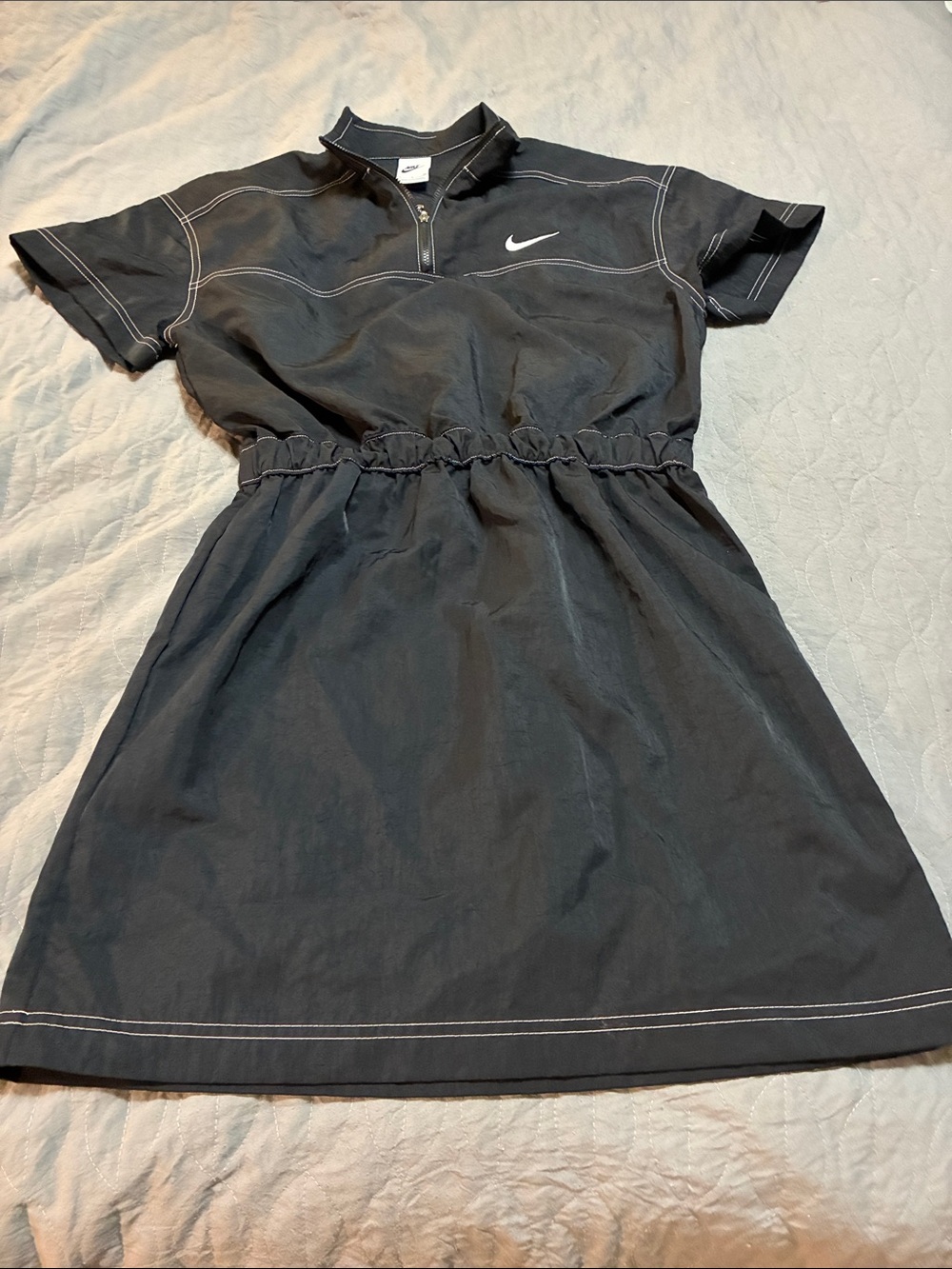 Nike Black Short-Sleeve Athletic Mini Dress with Elastic Waist